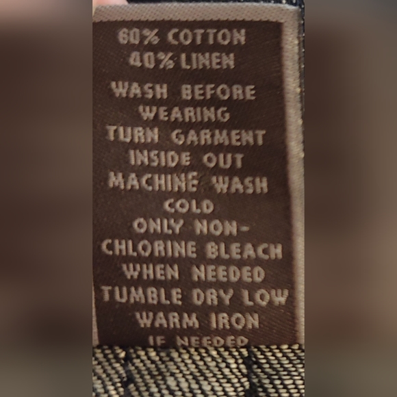 Ann Taylor crop denim jacket - Picture 6 of 6